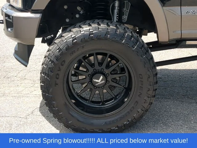 Used 2022 Black Ford King Ranch image 18