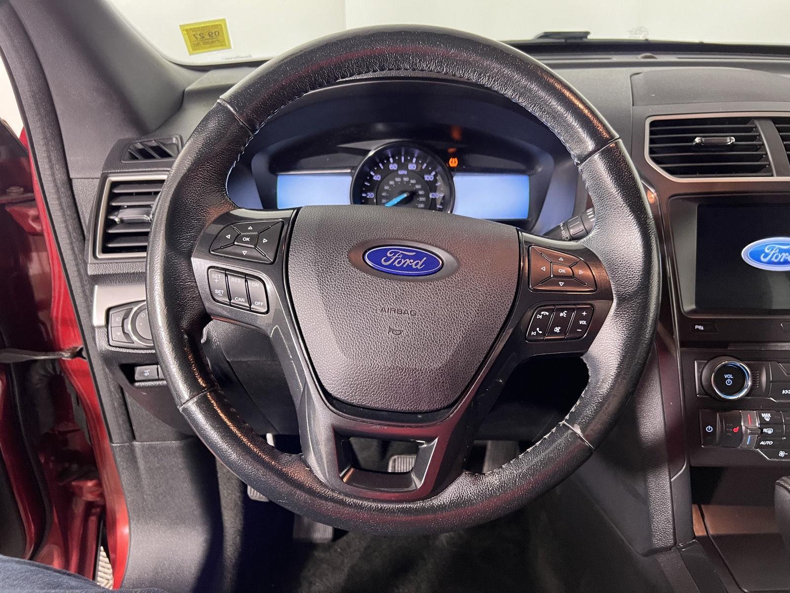 Used 2017 Ruby Red Metallic Tinted Clearcoat Ford XLT image 12