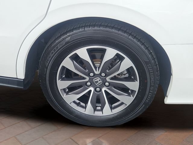 Used 2023 Platinum White Pearl Honda EX-L image 26