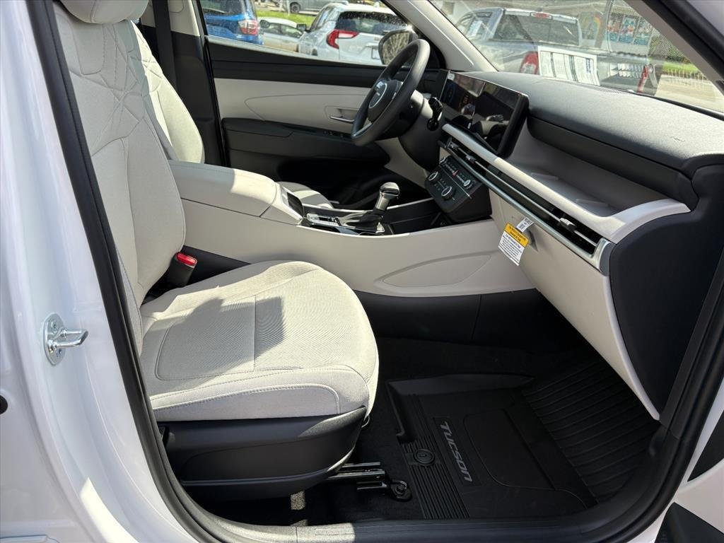 New 2026 Serenity White Pearl W6h Hyundai SE image 57