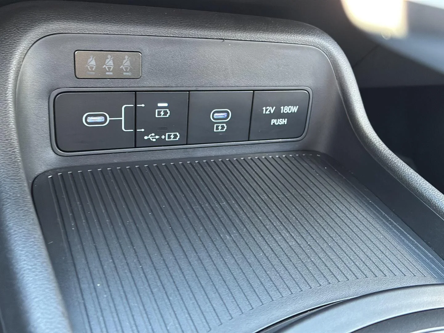 Used 2026 Cyber Gray Metallic Hyundai SE image 33