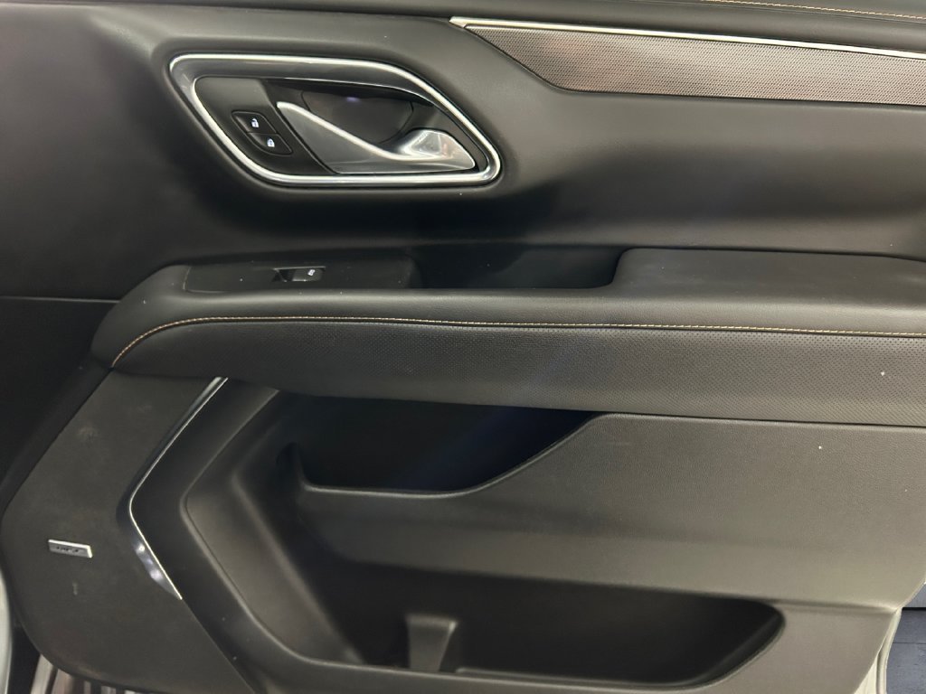 Used 2024 Silver GMC AT4 image 15