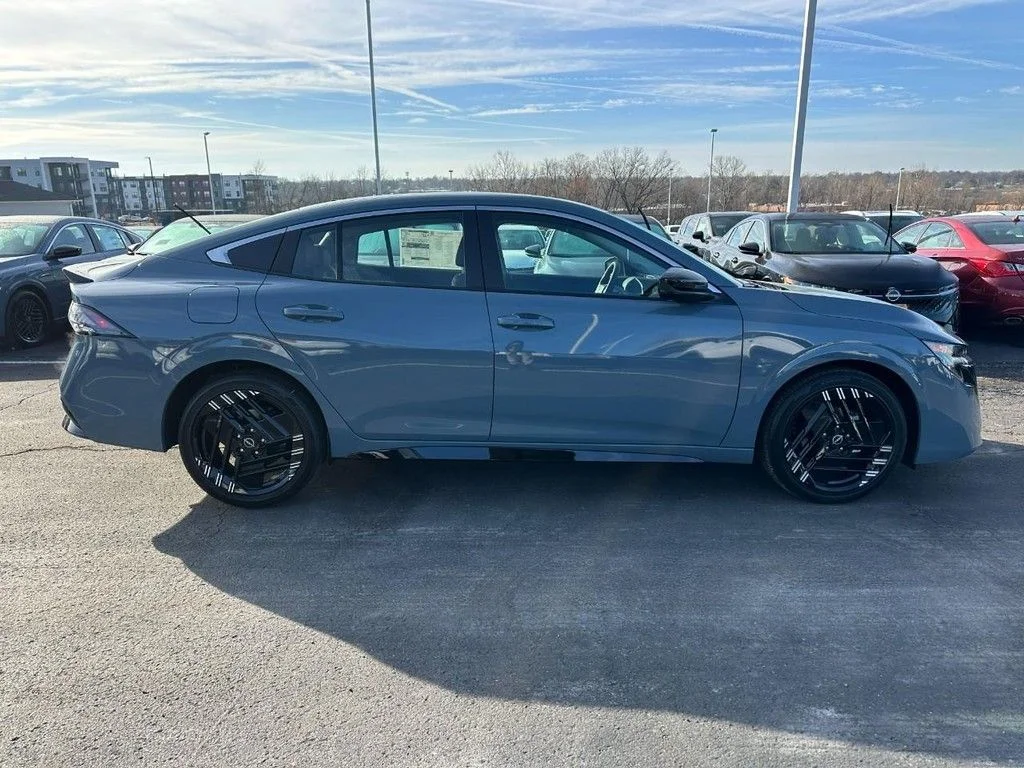New 2026 Atlantic Gray Metallic Nissan SR image 2