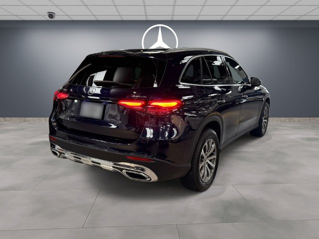 Used 2024 Blue Mercedes-Benz GLC 300 image 6