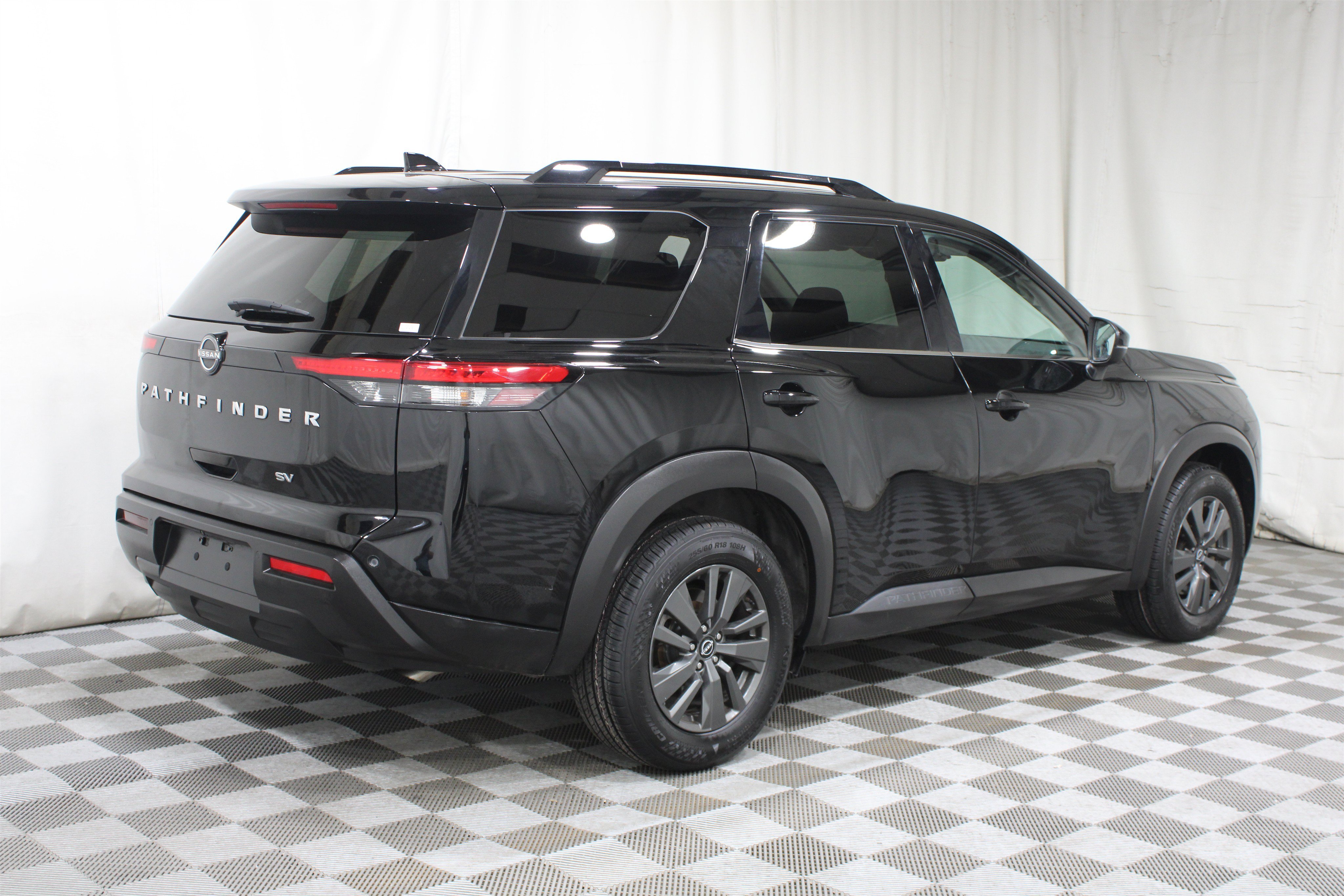 Used 2022 Super Black Nissan SV image 31