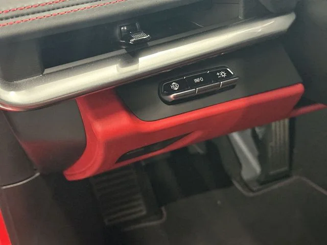 Used 2024 Red Chevrolet Z06 image 20