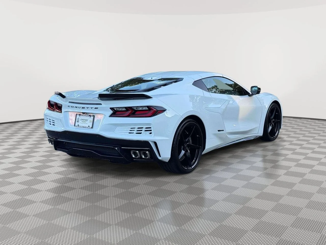 Used 2025 Arctic White Chevrolet RWD Coupe 3LZ image 7