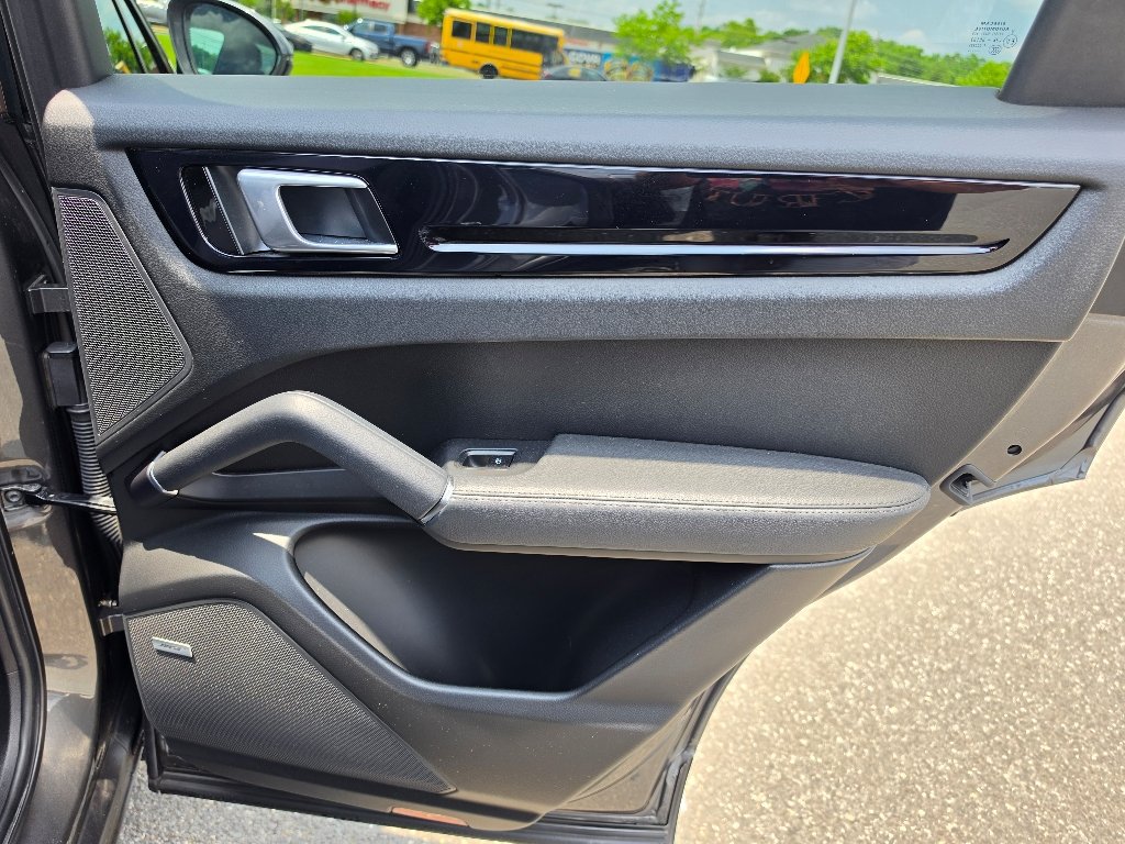 Used 2021 Gray Porsche AWD image 27
