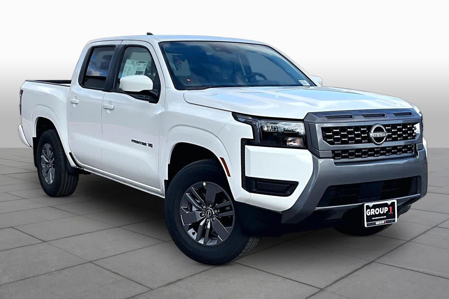 New 2027 Glacier White Nissan SV image 2