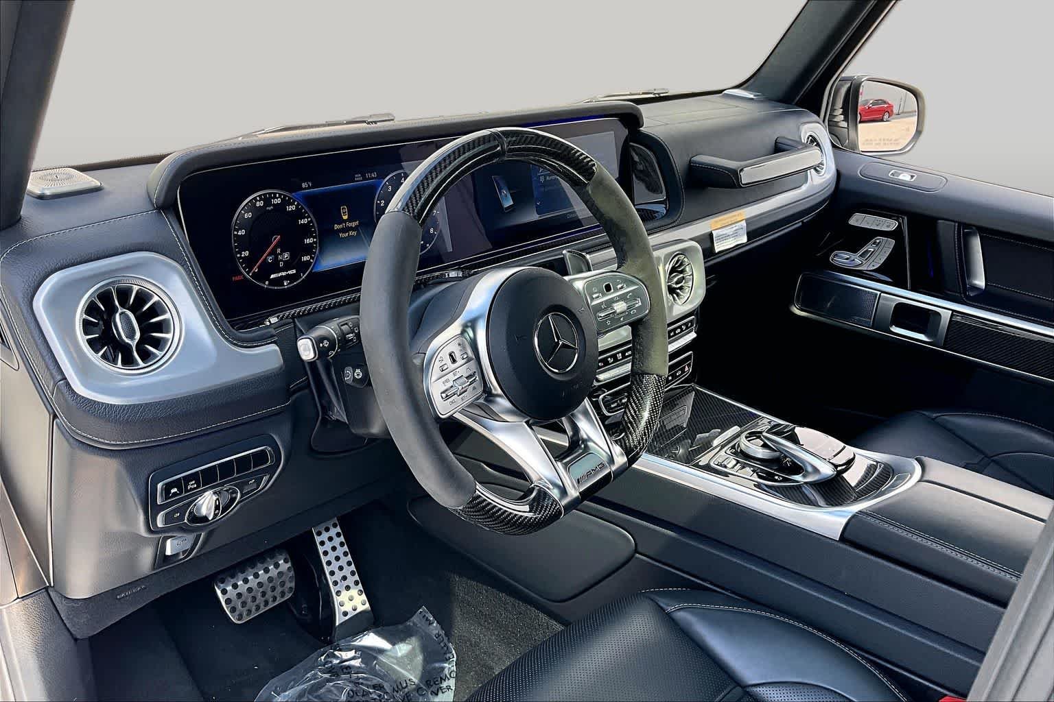 Used 2023 MANUFAKTUR Moonlight White Metallic Mercedes-Benz AMG® G 63 image 18