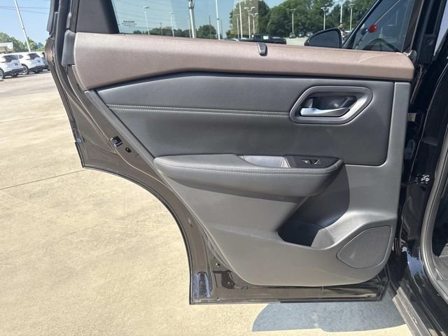 Used 2023 Black Nissan SV image 11