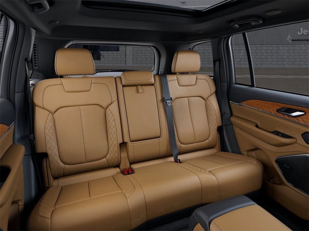 New 2026 Bright White Clear-Coat Exterior Paint Jeep Summit image 15