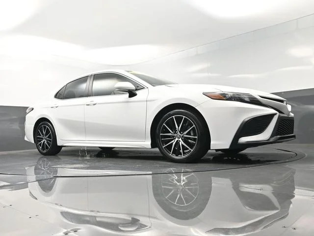 Used 2024 White Toyota SE image 44