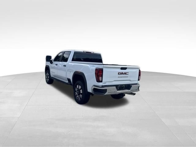 Used 2024 White GMC Pro image 5