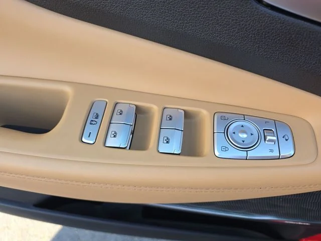 Used 2023 Red Hyundai Calligraphy image 29