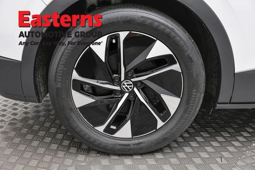 Used 2021 White Volkswagen Pro image 31