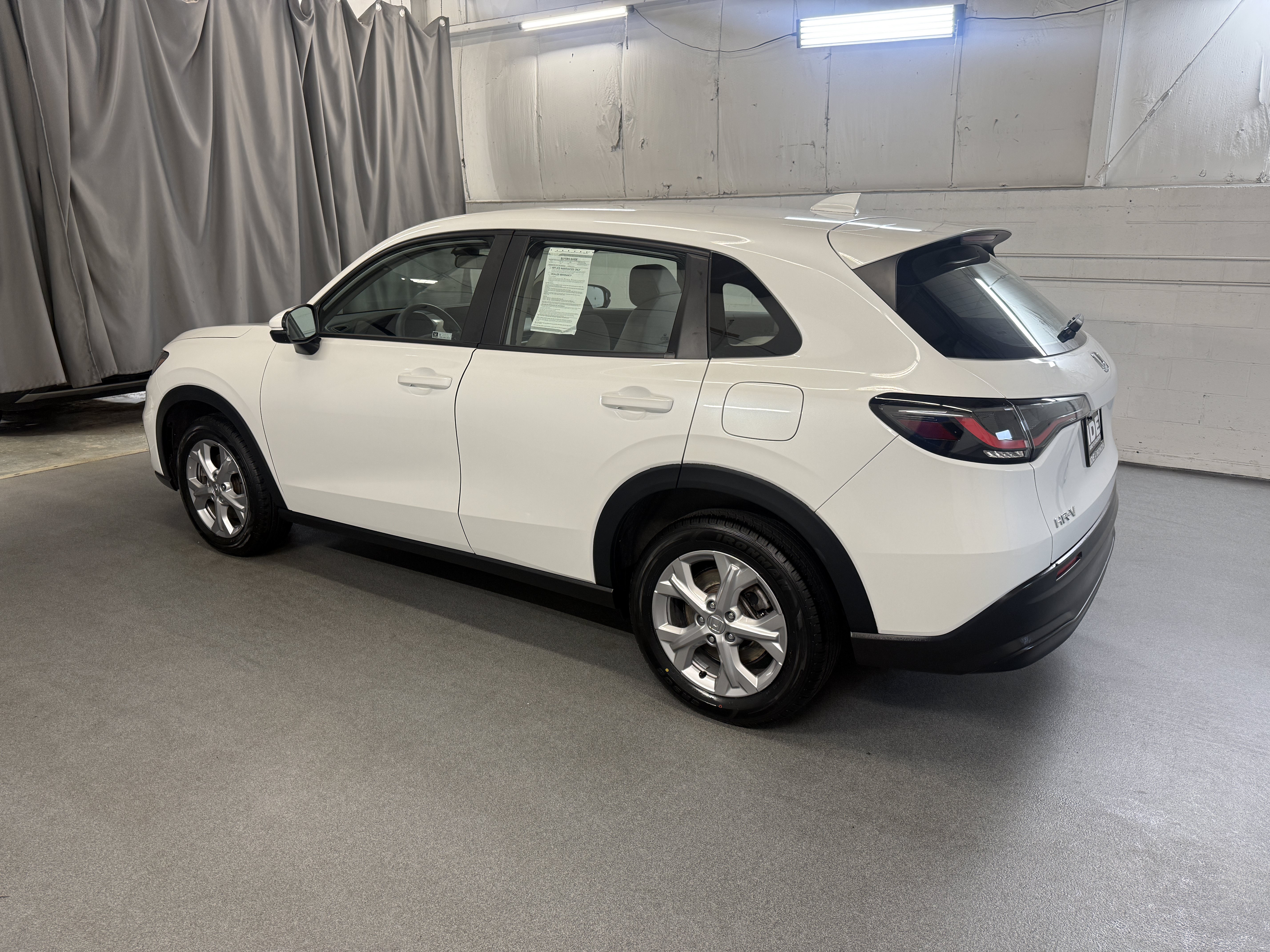 Certified Used 2023 Platinum White Pearl Honda LX image 32