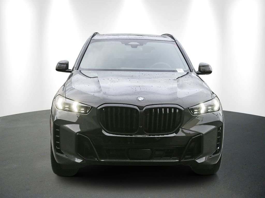 Used 2026 Dravit Grey Metallic BMW sDrive40i image 2