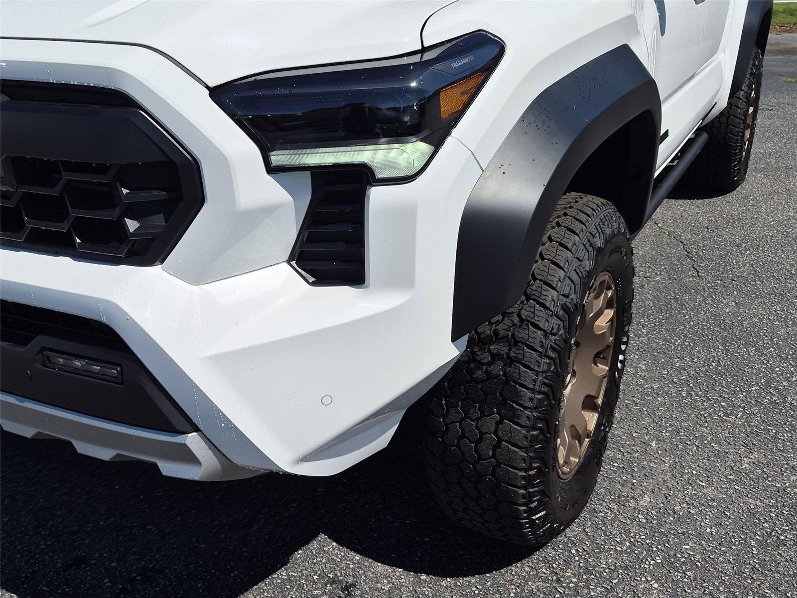 New 2026 Ice Cap Toyota Trailhunter image 9