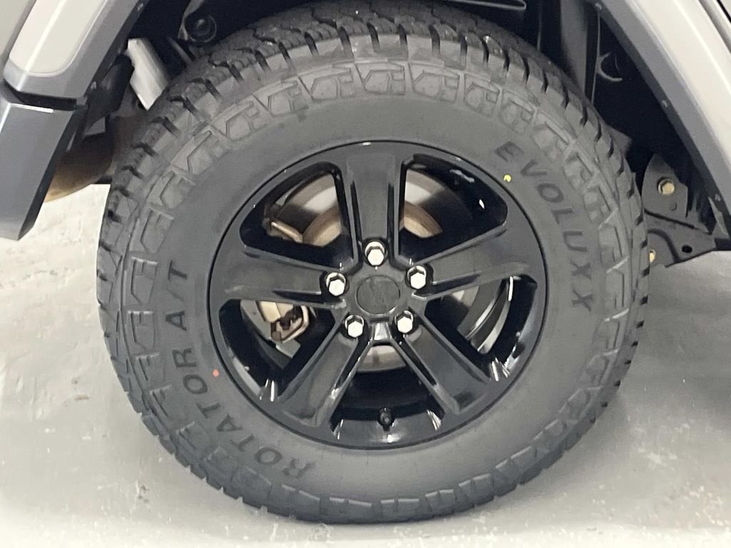 2020 Jeep Wrangler Unlimited Sahara Altitude - Photo 9