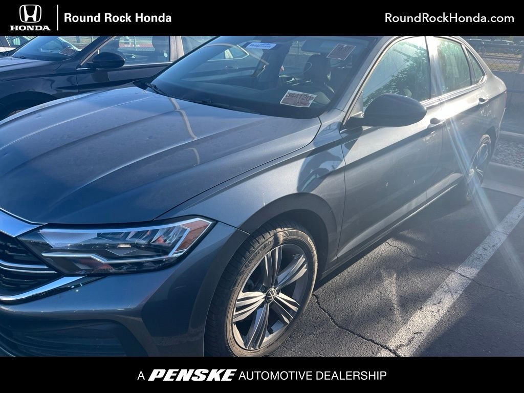 Used 2024 Platinum Gray Metallic Volkswagen 1.5T SE image 1