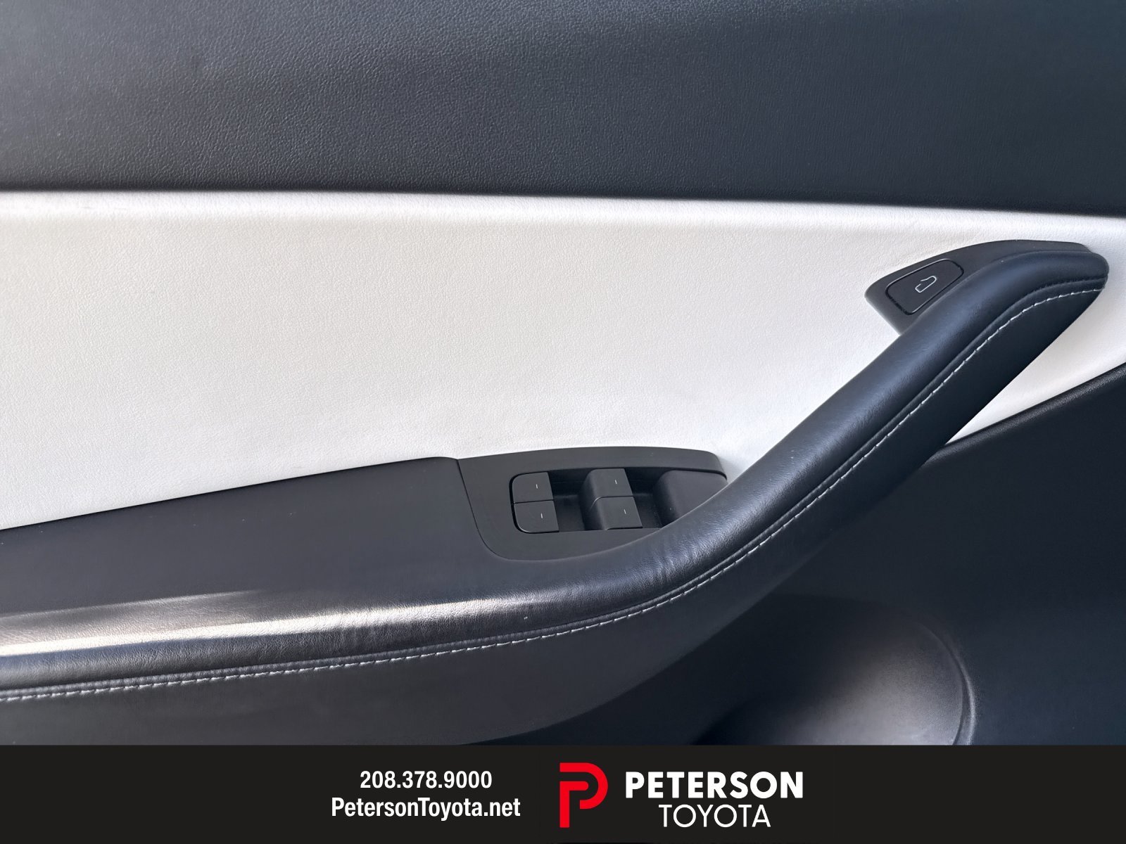 Used 2022  Tesla Performance image 10