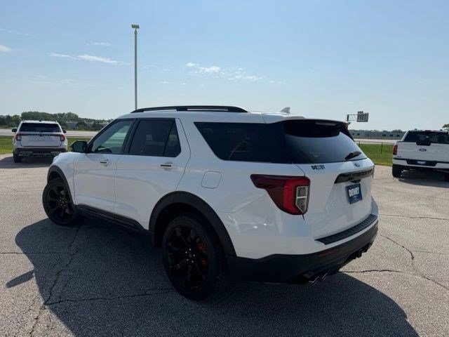 Used 2023 White Metallic Ford ST image 6