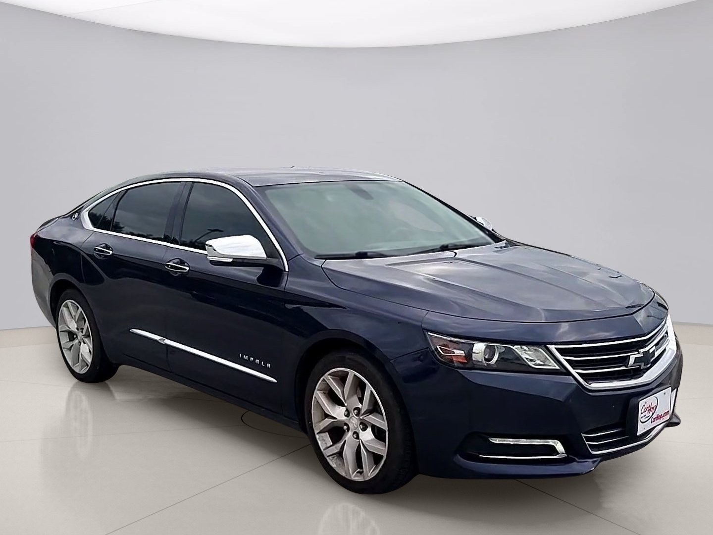 Used 2019 Blue Chevrolet LEATHER image 7