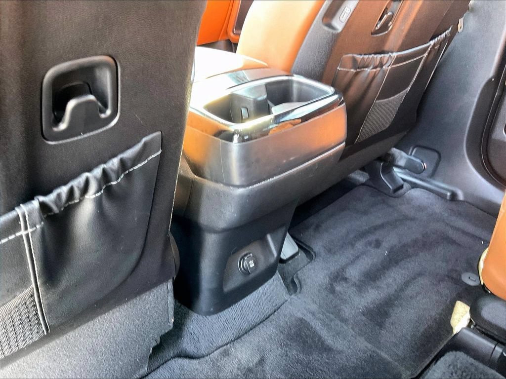 Used 2024 Gravity Gray Kia EX X-Line image 29