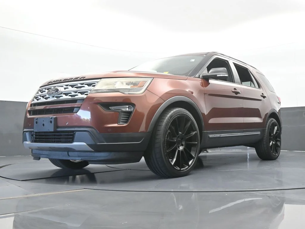 Used 2018 Cinnamon Glaze Metallic Ford XLT image 53