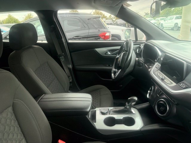 Used 2019 SUMMIT WHITE Chevrolet 1LT image 4