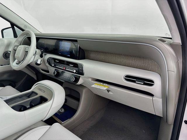 New 2026 White Hyundai Blue SEL 7P image 46