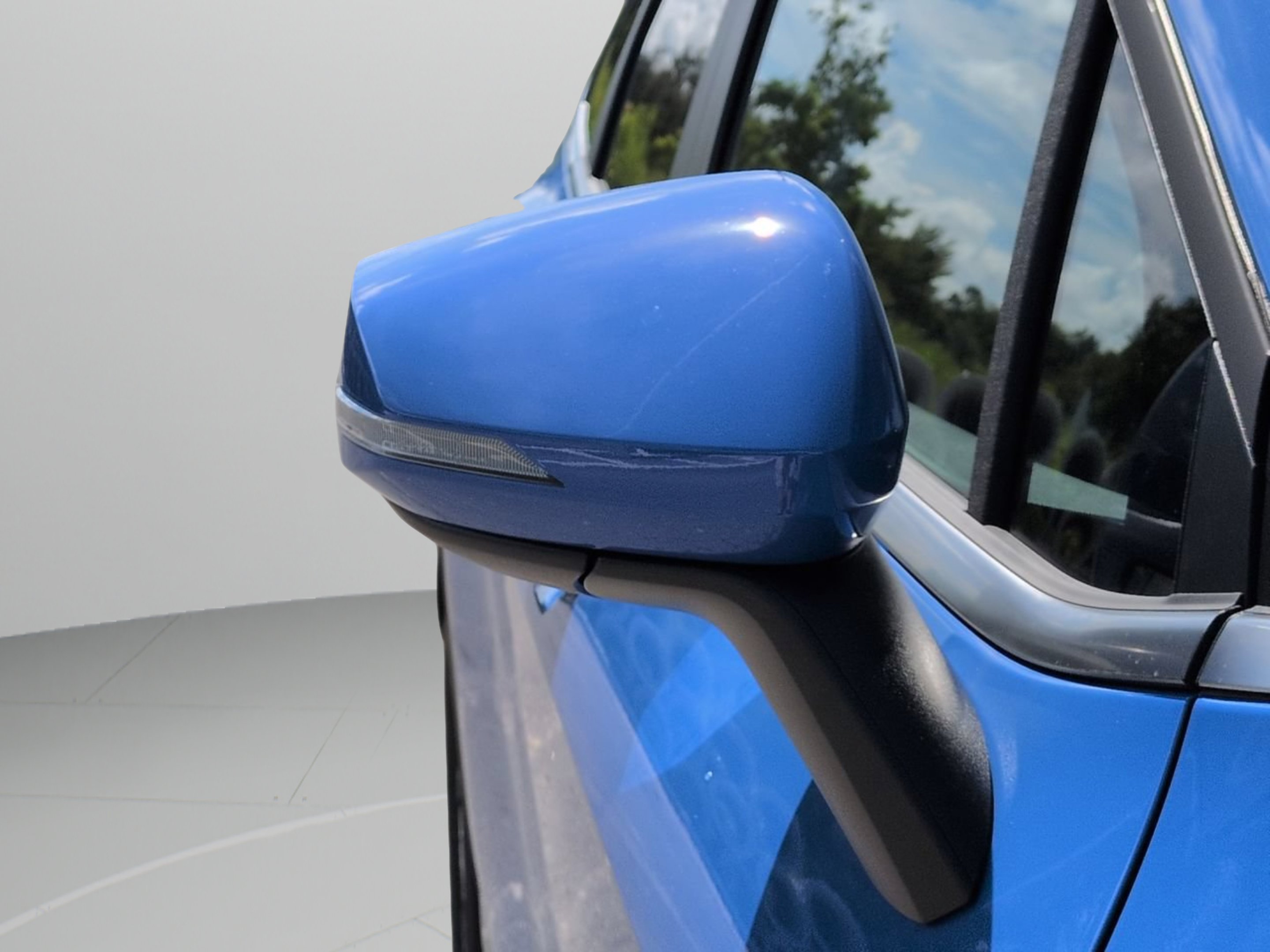 New 2026 Nebular Blue Kia EX image 33