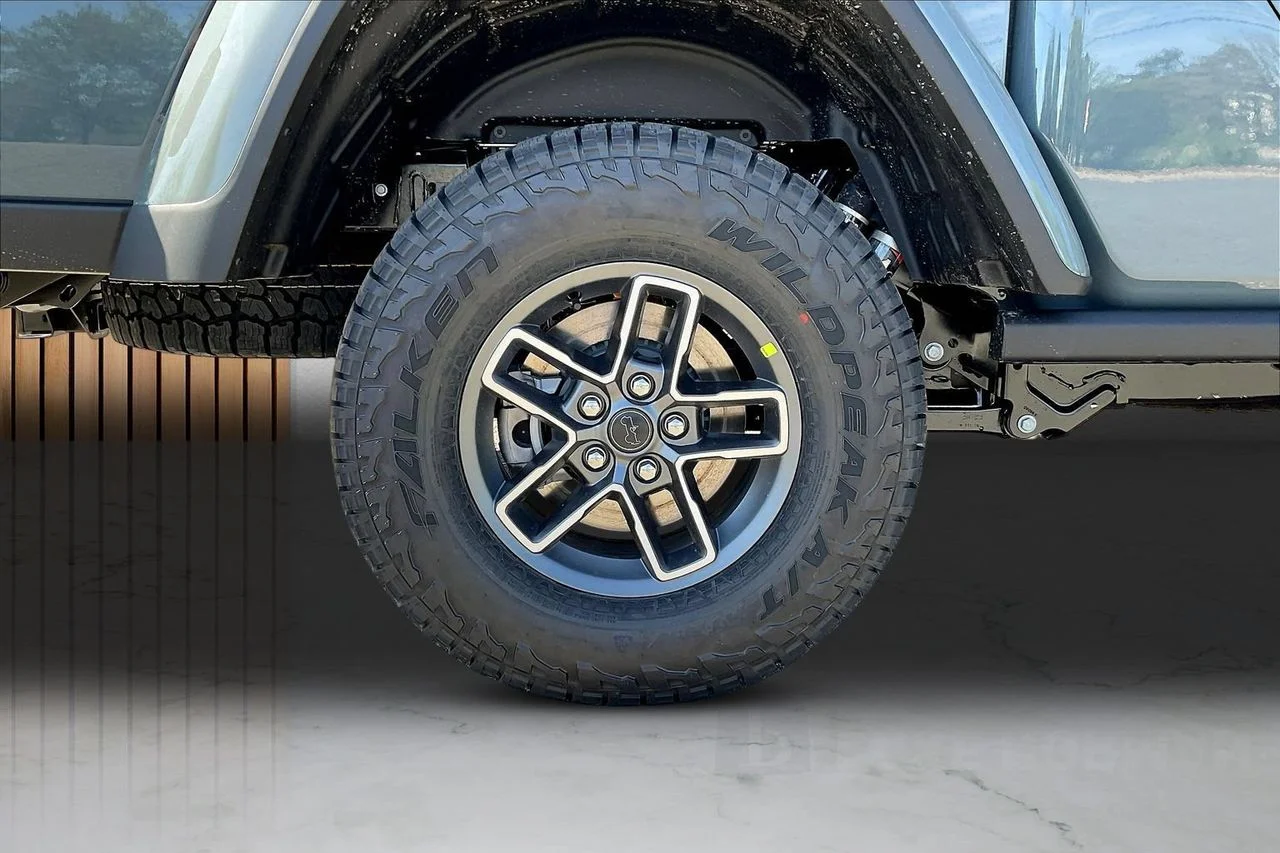 New 2026 Anvil Clearcoat Jeep Mojave image 33