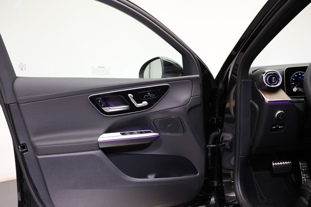 New 2027  Mercedes-Benz GLC 300 image 30