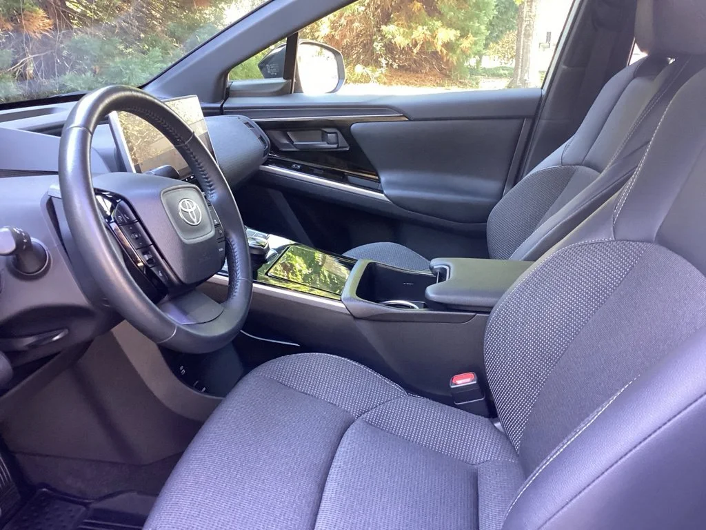 Used 2024 Silver Toyota XLE image 5