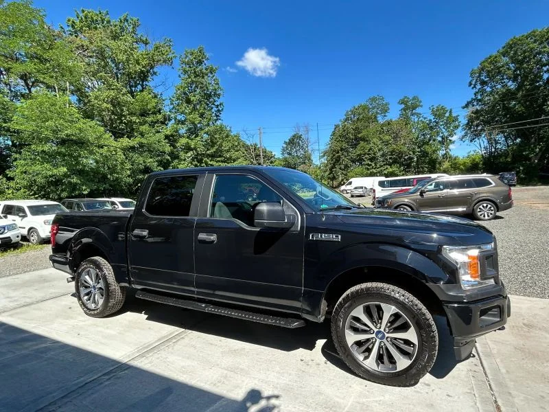 Used 2019 Black Ford XL Pickup 4D 5 1/2 ft image 12