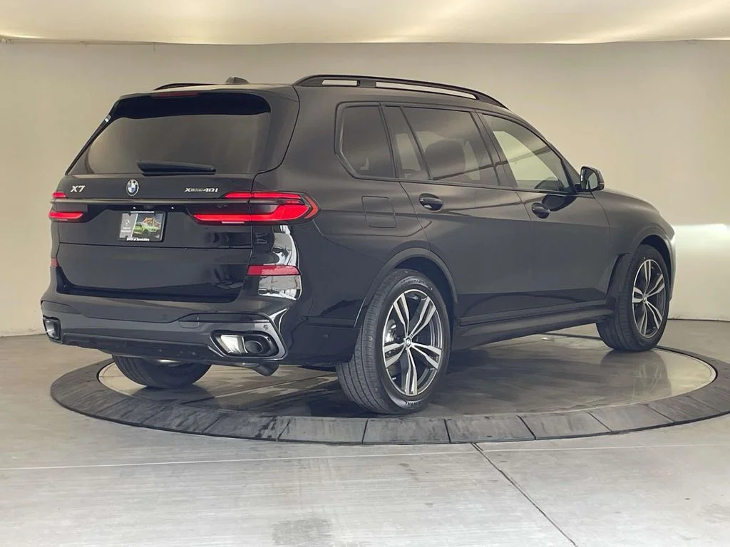 New 2027 Black BMW xDrive40i image 5