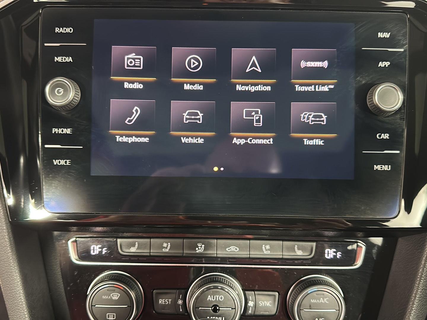Used 2019 Deep Black Pearl Volkswagen SEL Premium R-Line image 29
