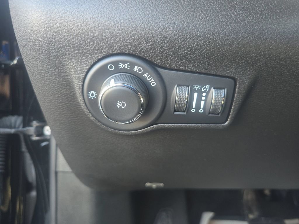 2023 Jeep Compass Latitude Lux - Photo 15