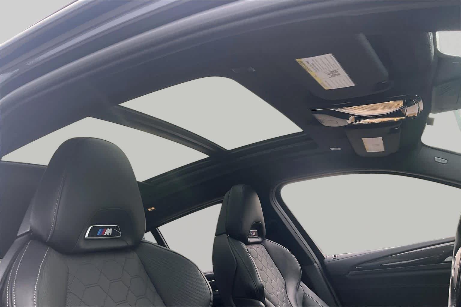 Used 2022 Dark Graphite Metallic BMW  image 13