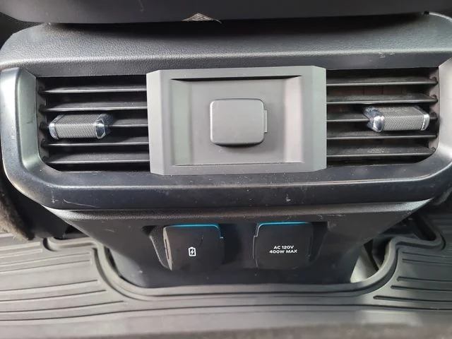 Used 2023 White Ford XL image 16