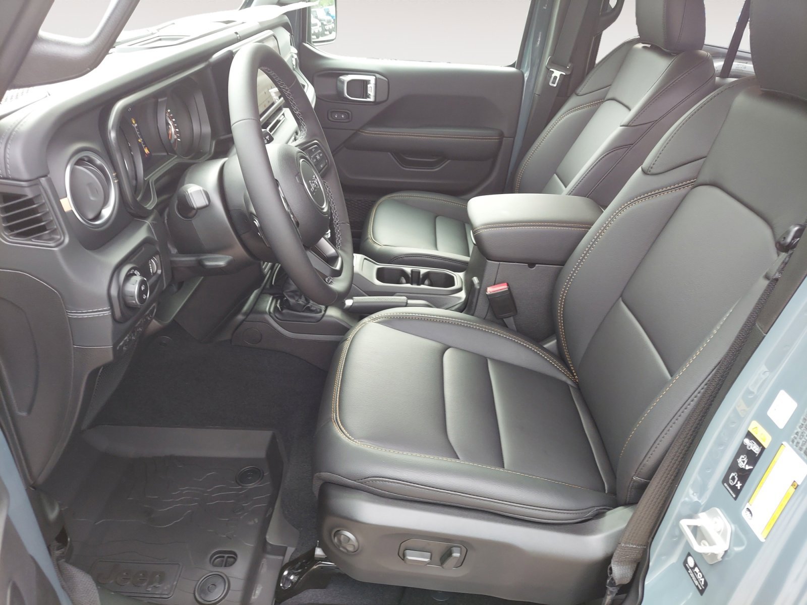 New 2026 Anvil Clearcoat Jeep Texas Trail image 22