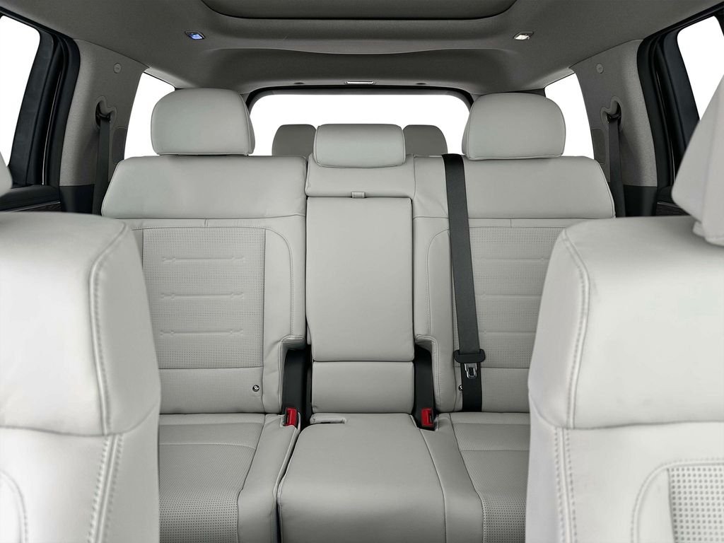 New 2024 Black Hyundai Limited AWD image 35
