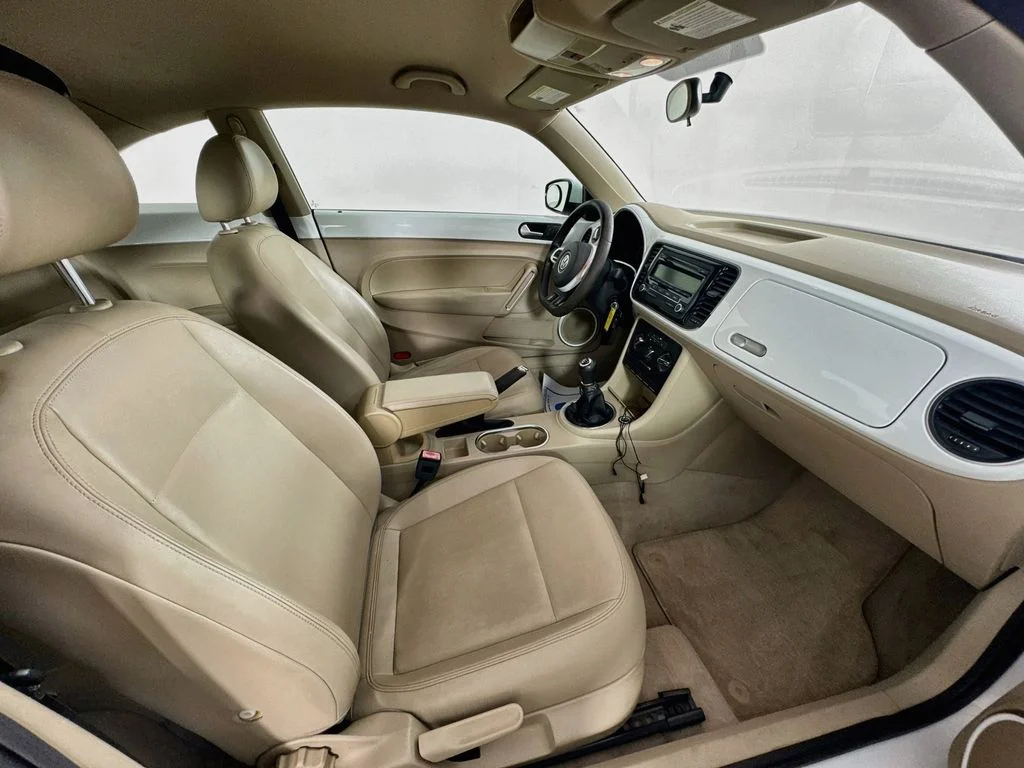 Used 2014 White Volkswagen 1.8T image 31