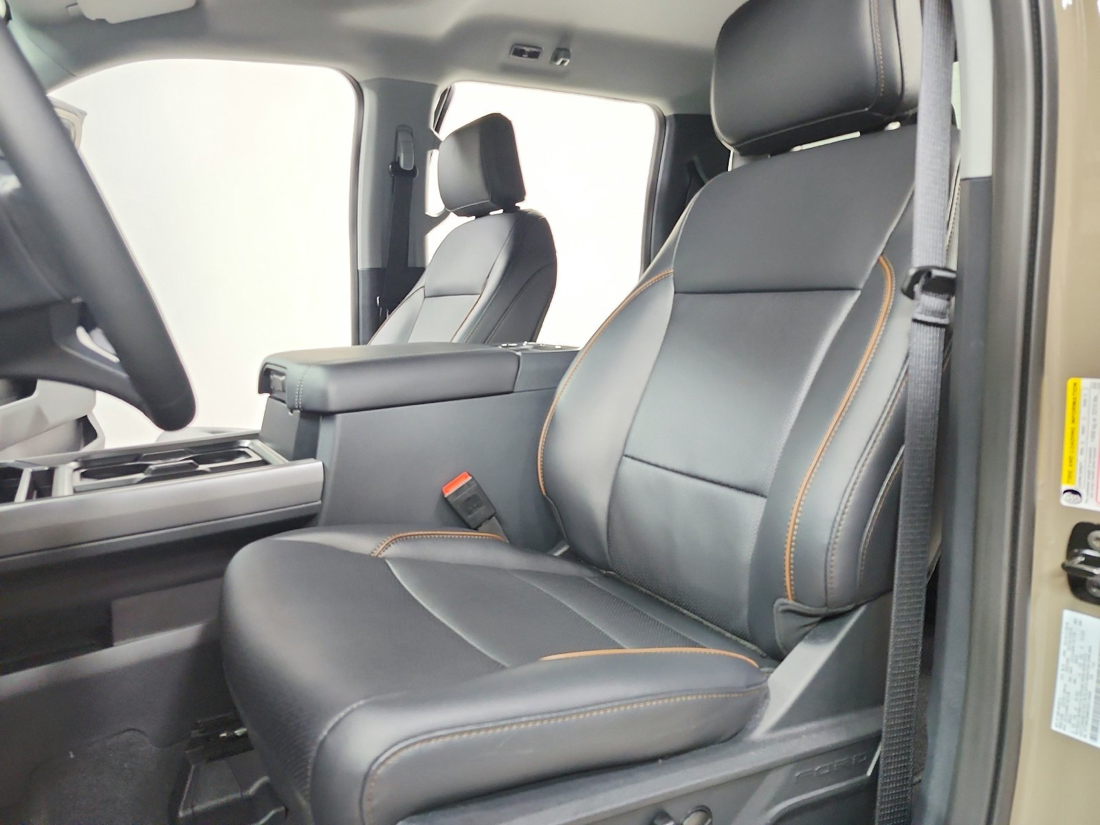 New 2027 Marsh Gray Metallic Ford F-250® Lariat® image 19
