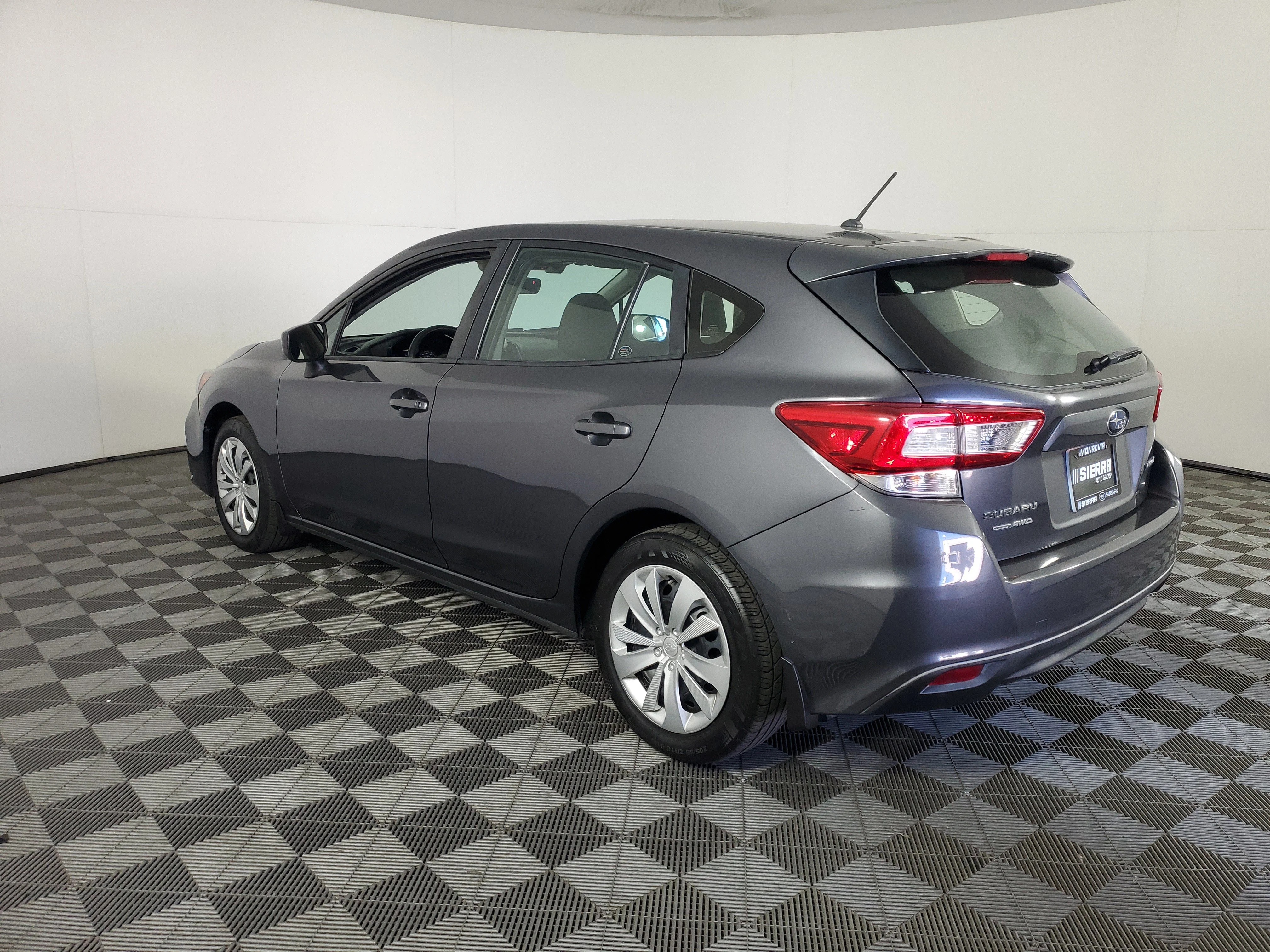 Used 2019 Magnetite Gray Metallic Subaru 2.0i image 6