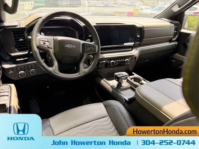 Used 2024 Gray Chevrolet ZR2 image 10