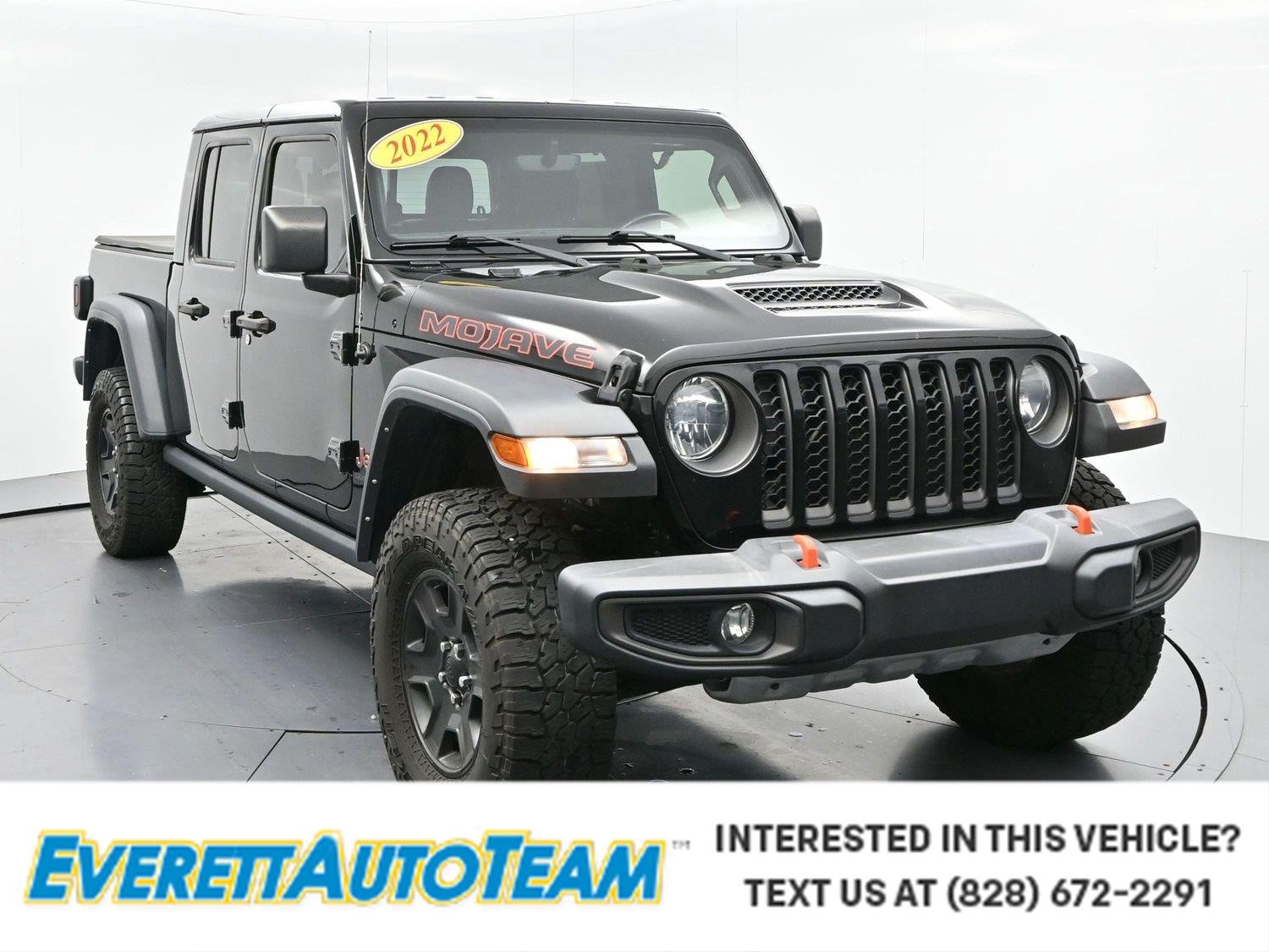 Used 2022 Black Jeep Mojave image 1