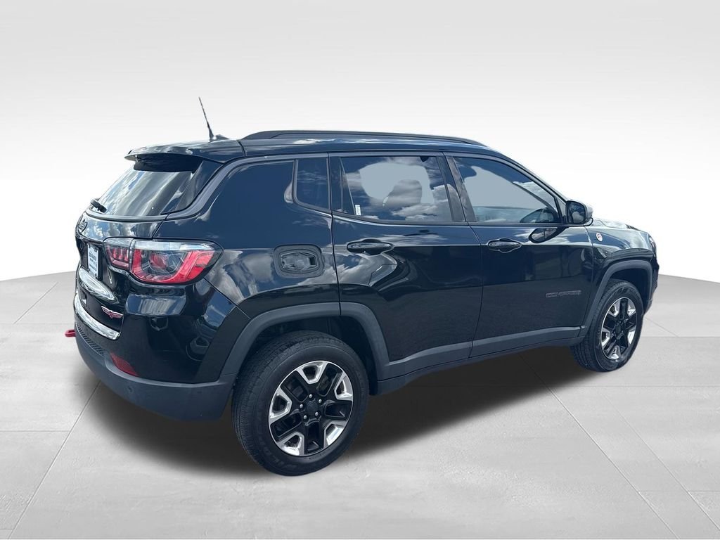 Used 2018 Black Jeep Trailhawk image 5